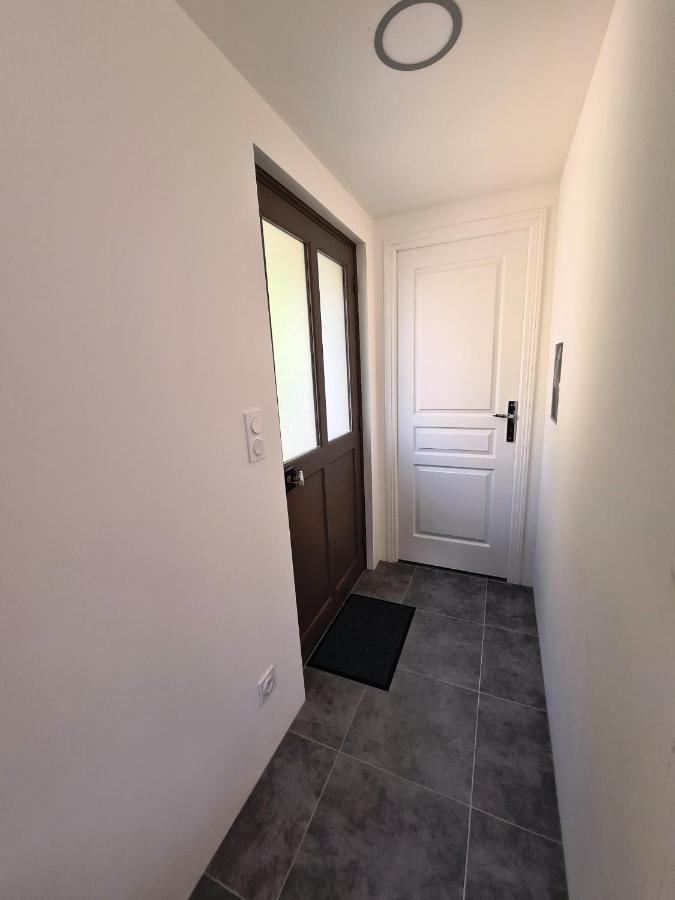 Le Petit Logis Villa Blere Bagian luar foto