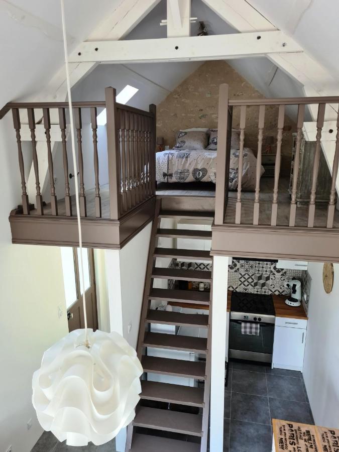 Le Petit Logis Villa Blere Bagian luar foto